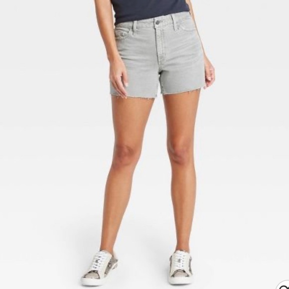 WOMEN'S High-Rise Midi Jean Shorts - Universal Thread - 12 - Picture 11 of 12